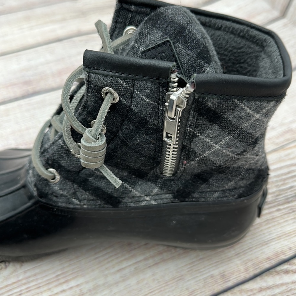 Sperry Grey Plaid Duck Boots Size 7.5 - Picture 5 of 6